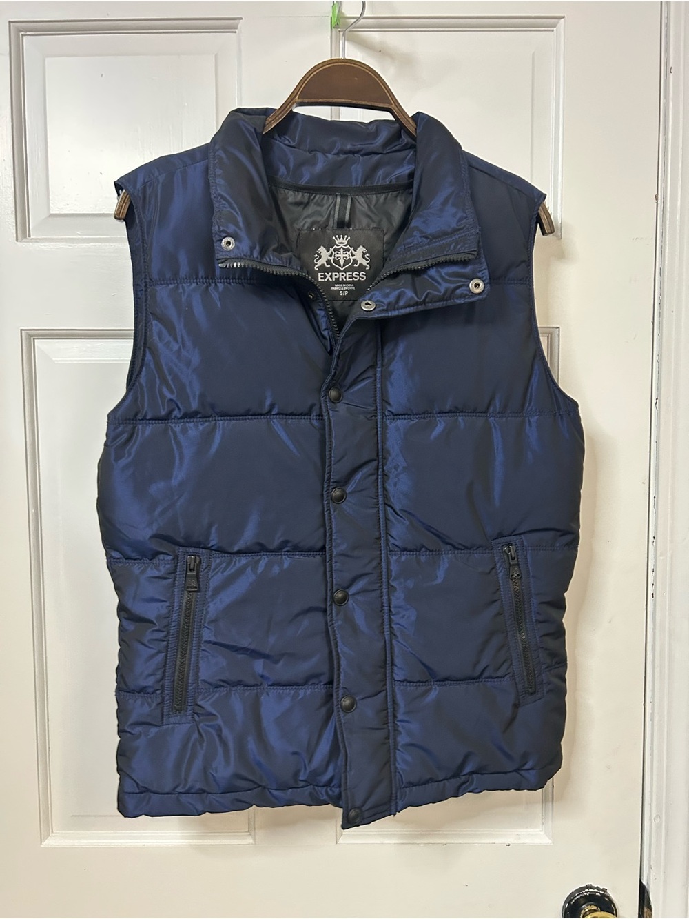 Express Men's Dark Navy Quilted Puffer Vest